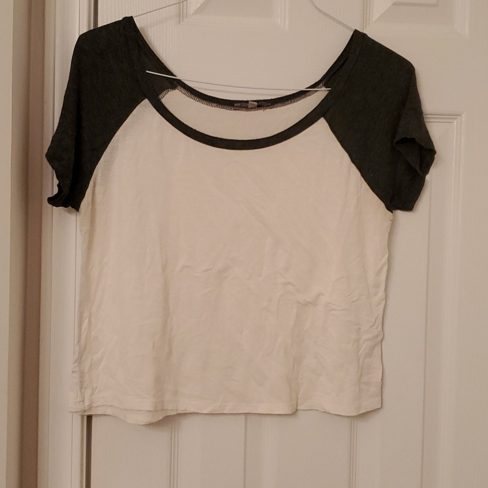 Charlotte Russe,  sz medium crop top